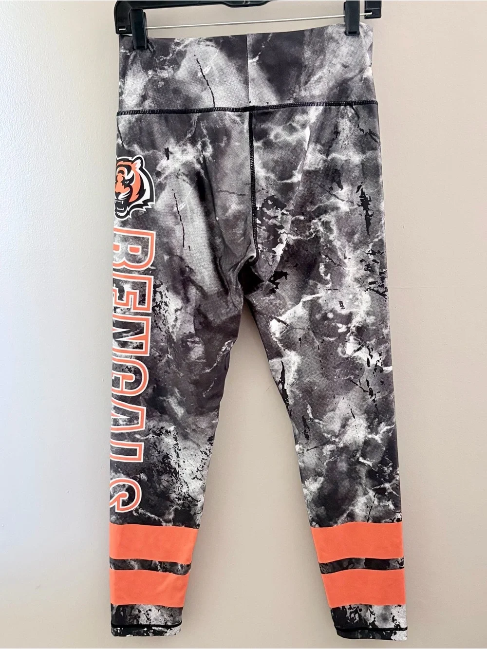 Cincinnati Bengals NFL Athletic Leggings High Rise Yoga Pants Medium